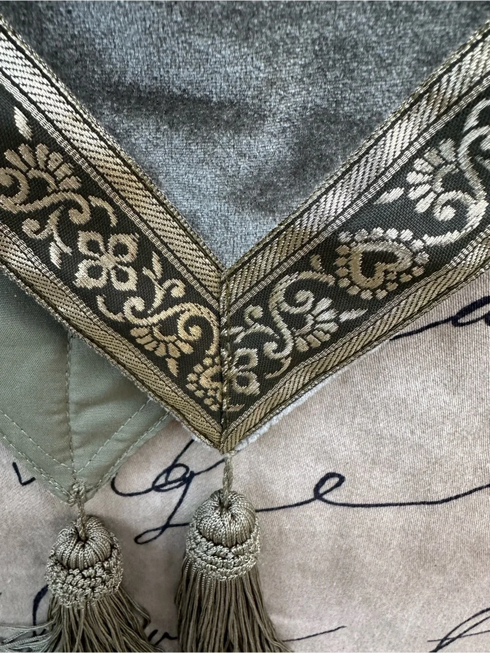 Green Vintage Velvet Velour Table Runner